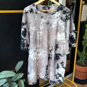 Huf/Cleon Peterson Colab T-shirt (225)